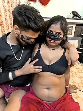 Snapshot of Indian_Lust_Couple chatting on 12-22-24, 10:25 Indian Lust Couple online show from 12-22-24, 10:25
