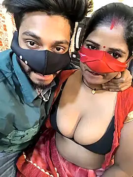 Snapshot of Indian_Lust_Couple chatting on 12-31-24, 07:18 Indian Lust Couple online show from 12-31-24, 07:18