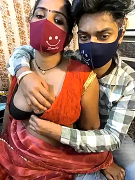 Snapshot of Indian_Lust_Couple chatting on 01-07-25, 07:06 Indian Lust Couple online show from 01-07-25, 07:06