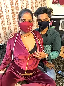 Snapshot of Indian_Lust_Couple chatting on 01-09-25, 06:57 Indian Lust Couple online show from 01-09-25, 06:57