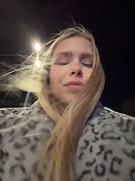 mur girl online show from 12-11-24, 04:09