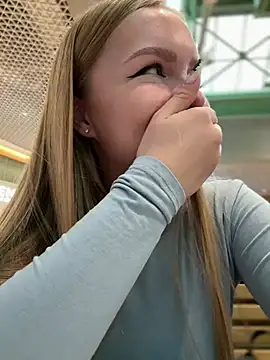 mur girl online show from 01-09-25, 11:14