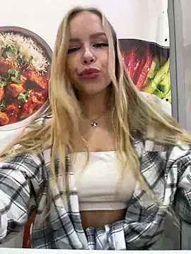 mur girl online show from 01-12-25, 11:39