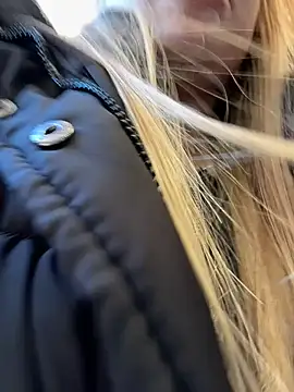 mur girl online show from 02-07-25, 01:01