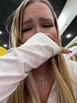 mur girl online show from 02-16-25, 11:49