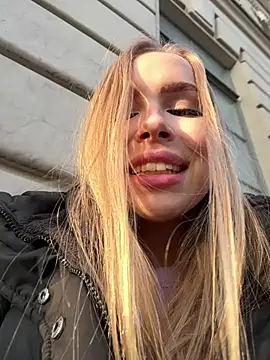 mur girl online show from 03-01-25, 09:29