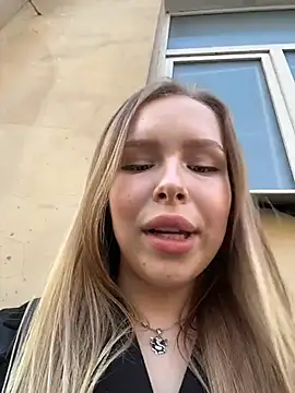 mur girl online show from 03-14-26, 12:32