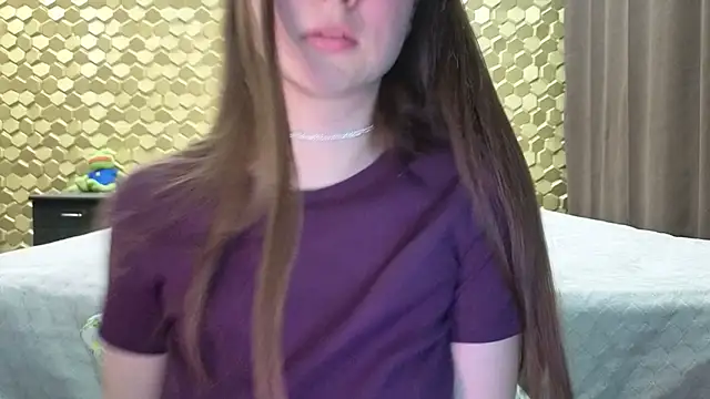 emonyashka  online show from 04-16-26, 04:52