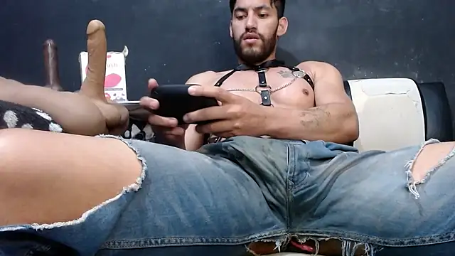 ethasteban27 online show from 11-10-25, 10:25