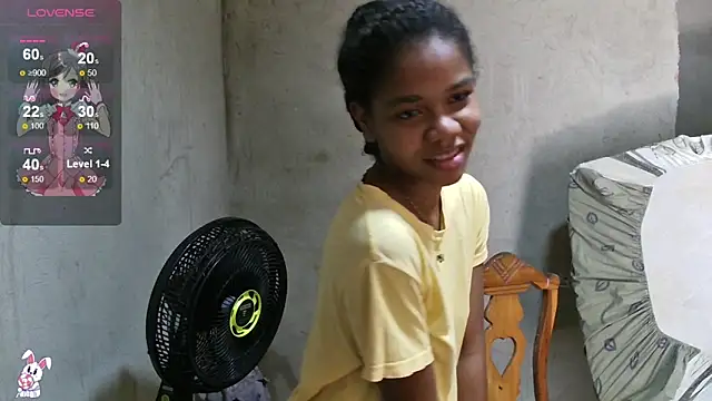 Snapshot of Luciia_cute chatting on 02-15-26, 02:58 Luciia cute online show from 02-15-26, 02:58