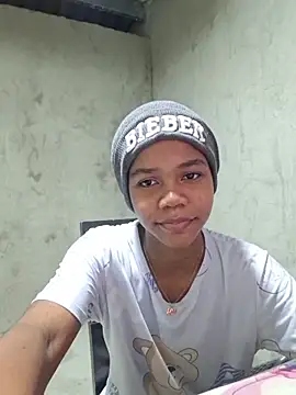 Snapshot of Luciia_cute chatting on 03-09-26, 03:10 Luciia cute online show from 03-09-26, 03:10