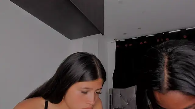 Snapshot of game_with_lesbians_ chatting on 02-01-25, 01:34 game with lesbians online show from 02-01-25, 01:34