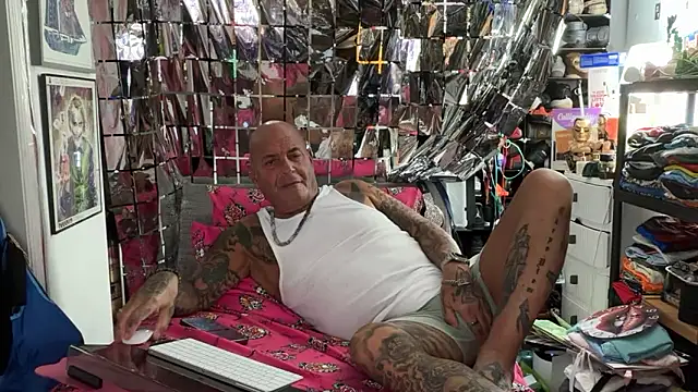 joeytatts66 online show from 04-21-26, 01:42