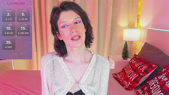 Snapshot of Kolette_Gray chatting on 12-07-24, 10:34 Kolette Gray online show from 12-07-24, 10:34