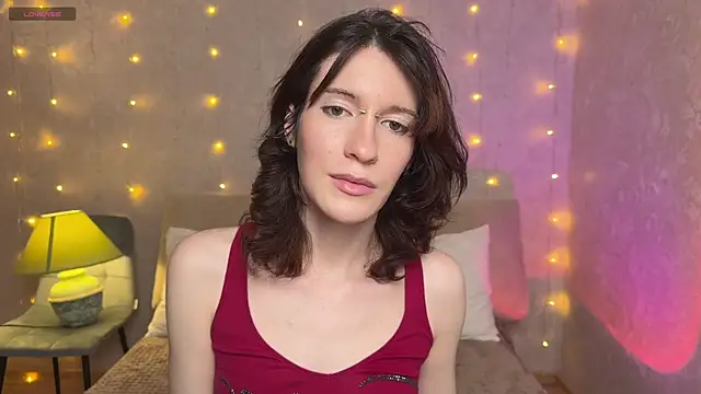 Snapshot of Kolette_Gray chatting on 12-15-25, 12:42 Kolette Gray online show from 12-15-25, 12:42