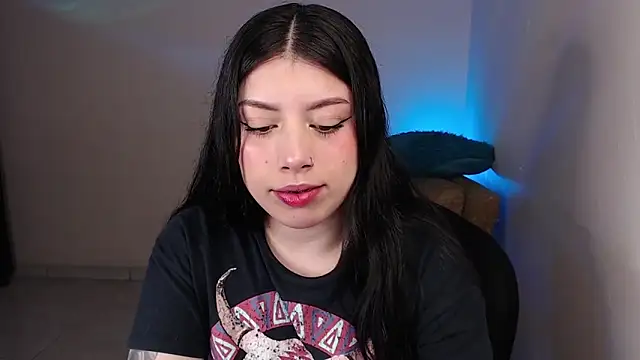 iam emy online show from 04-12-26, 07:24