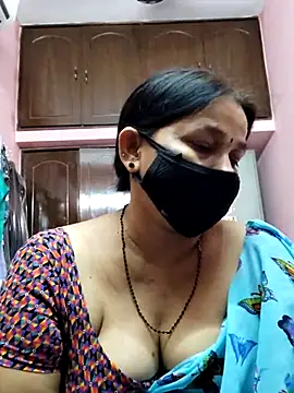 lalitha225 online show from 02-24-25, 09:32