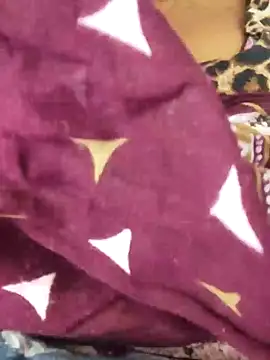 Snapshot of Sania-Love chatting on 02-02-25, 05:48 Sania-Love online show from 02-02-25, 05:48