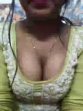 Snapshot of Sania-Love chatting on 03-03-25, 09:05 Sania-Love online show from 03-03-25, 09:05