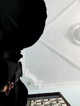 Snapshot of Sania-Love chatting on 09-28-25, 11:21 Sania-Love online show from 09-28-25, 11:21