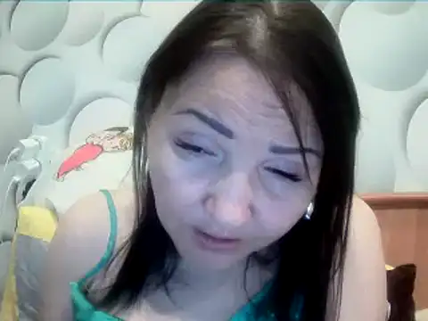 ClaireSunset online show from 03-25-26, 06:14