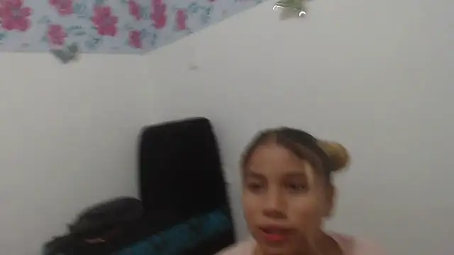Snapshot of Naomi991 chatting on 03-15-25, 09:16 Naomi991 online show from 03-15-25, 09:16