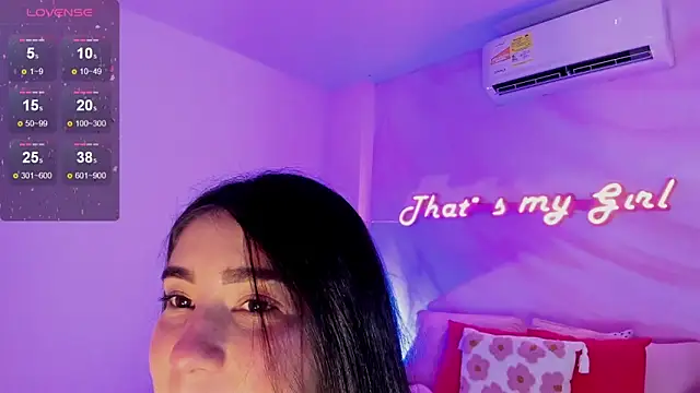 Snapshot of Belliinda_21 chatting on 03-11-25, 07:14 Belliinda 21 online show from 03-11-25, 07:14