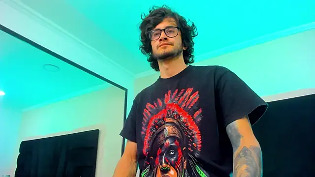 Loggan donnelly online show from 02-02-25, 08:41