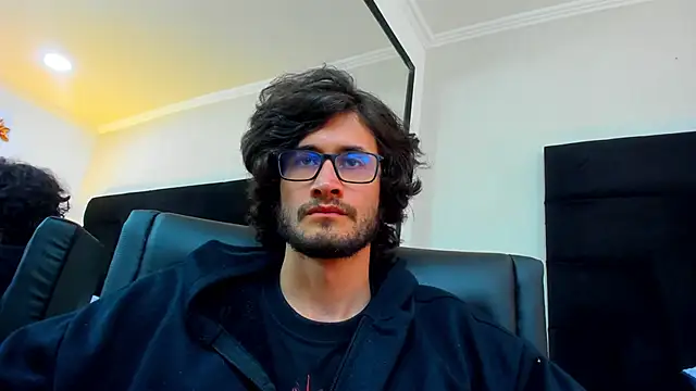 Loggan donnelly online show from 02-22-25, 12:05