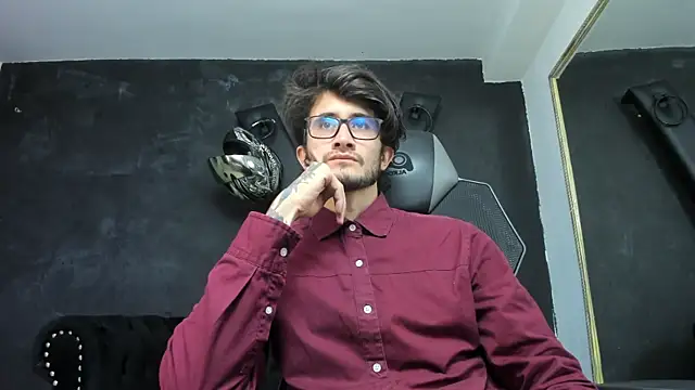 Loggan donnelly online show from 09-29-25, 08:24