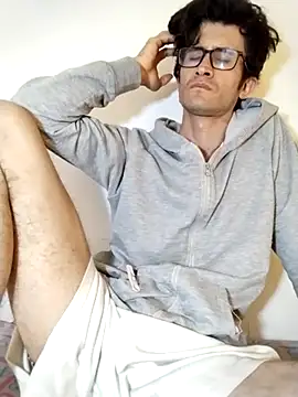 Loggan donnelly online show from 03-25-26, 10:49