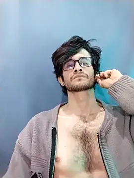 Loggan donnelly online show from 04-12-26, 03:44