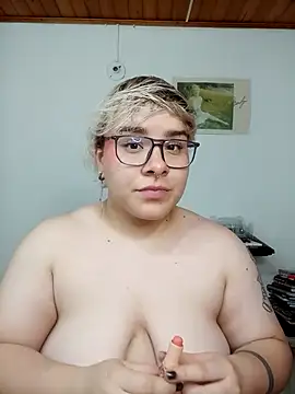 amalia love online show from 11-09-25, 06:01