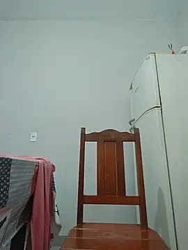 Snapshot of Giricotta chatting on 06-12-26, 02:16 Giricotta online show from 06-12-26, 02:16