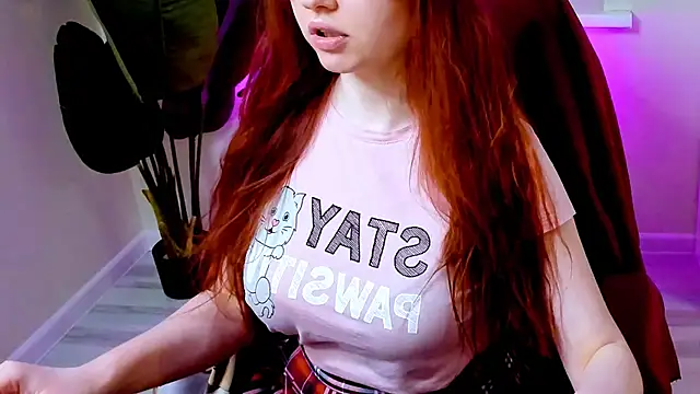 CarolGiggly online show from 01-13-26, 03:12