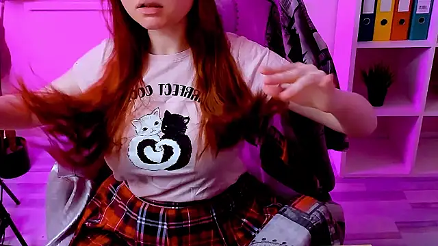 CarolGiggly online show from 02-04-26, 10:15