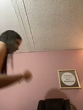 Snapshot of Praga_Pink chatting on 02-09-26, 03:54 Praga Pink online show from 02-09-26, 03:54