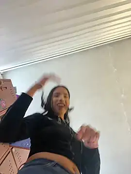 Praga Pink online show from 04-22-26, 09:16