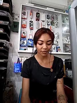 lianisrose online show from 10-26-25, 03:07