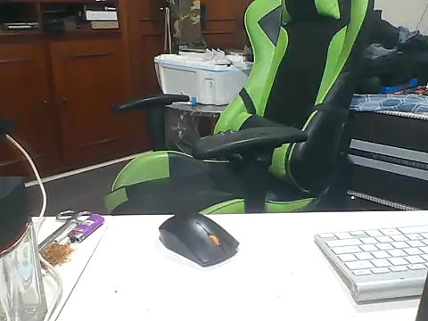 Snapshot of SOLESFETISHBR chatting on 11-10-25, 03:49 SOLESFETISHBR online show from 11-10-25, 03:49