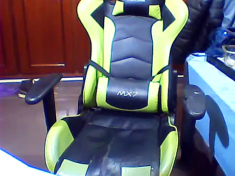 Snapshot of SOLESFETISHBR chatting on 02-19-26, 08:21 SOLESFETISHBR online show from 02-19-26, 08:21