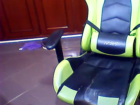 Snapshot of SOLESFETISHBR chatting on 02-20-26, 08:27 SOLESFETISHBR online show from 02-20-26, 08:27