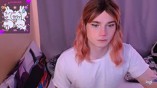 Snapshot of Alice_Hells chatting on 12-20-24, 09:21 Alice Hells online show from 12-20-24, 09:21