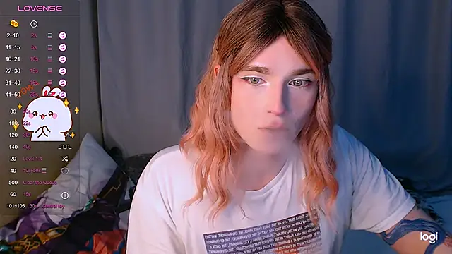 Snapshot of Alice_Hells chatting on 01-27-25, 04:09 Alice Hells online show from 01-27-25, 04:09