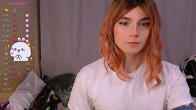 Snapshot of Alice_Hells chatting on 02-02-25, 11:19 Alice Hells online show from 02-02-25, 11:19