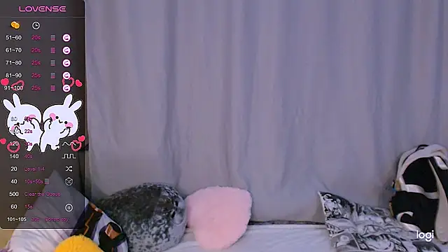 Snapshot of Alice_Hells chatting on 02-06-25, 04:21 Alice Hells online show from 02-06-25, 04:21