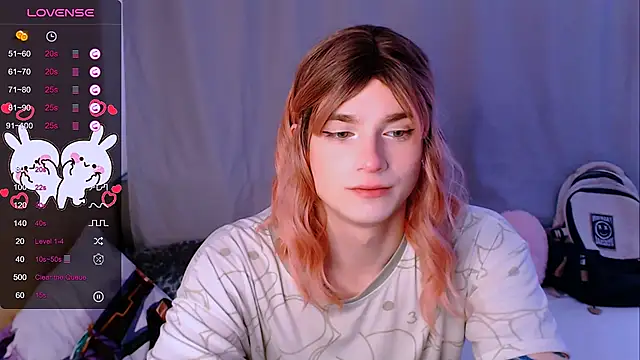 Snapshot of Alice_Hells chatting on 02-23-25, 05:34 Alice Hells online show from 02-23-25, 05:34