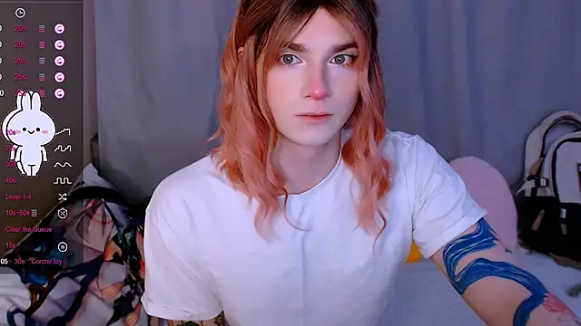 Snapshot of Alice_Hells chatting on 03-09-25, 05:11 Alice Hells online show from 03-09-25, 05:11