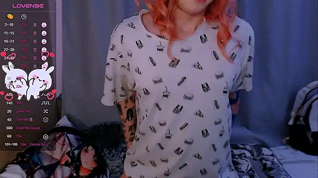 Snapshot of Alice_Hells chatting on 03-10-25, 07:32 Alice Hells online show from 03-10-25, 07:32