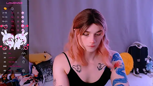 Snapshot of Alice_Hells chatting on 09-11-25, 07:19 Alice Hells online show from 09-11-25, 07:19